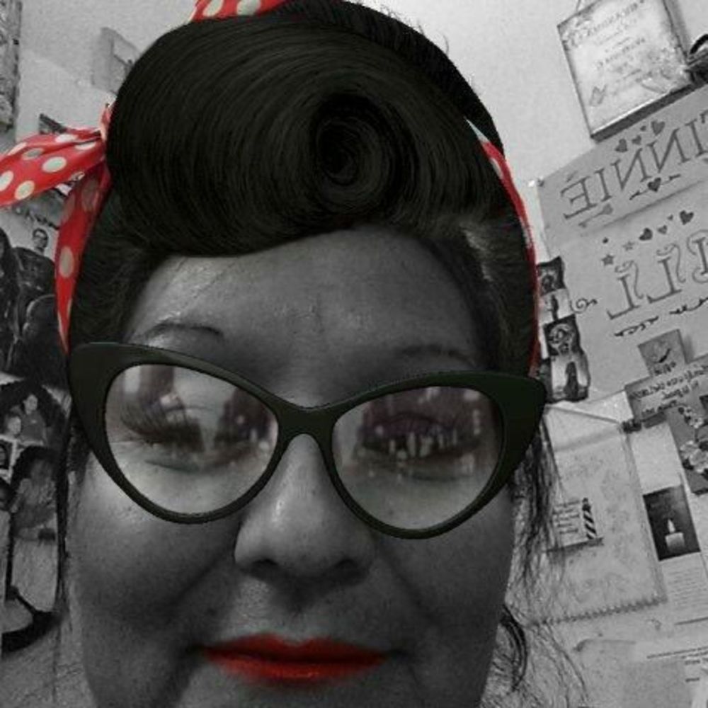 Meet your Posher, Tinnie